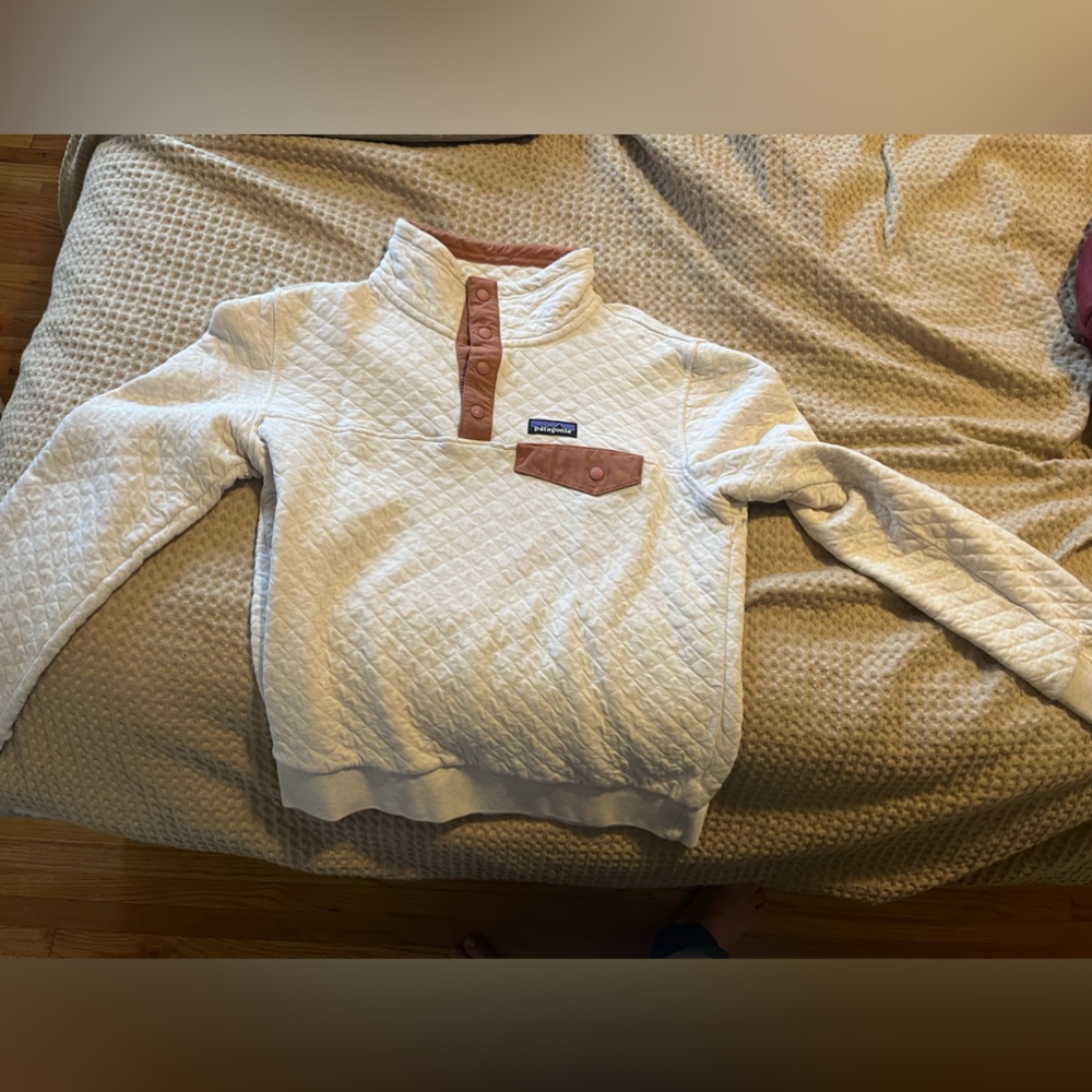 Patagonia quilted sweatshirt
